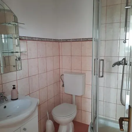 House Nena * Bibinje