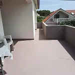 House Nena بيت ضيافة بيبينيا