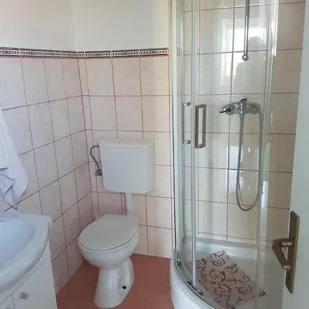 Гостевой дом House Nena Бибинье